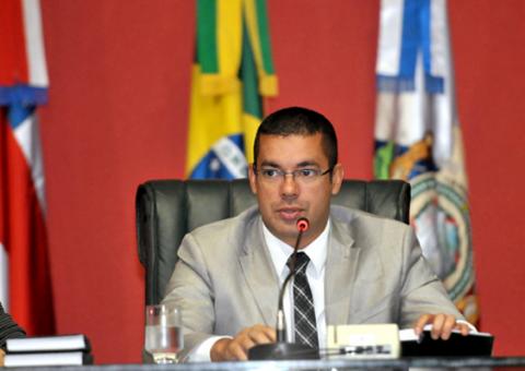 Esforço concentrado para votar 300 projetos